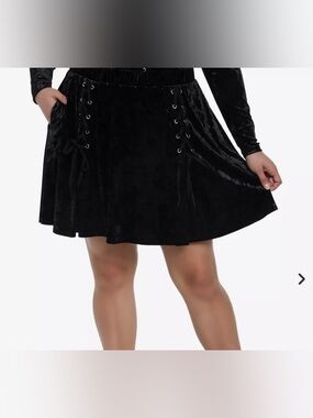 Hot Topic Cosmic Aura Black Crushed Velvet Lace-Up Skater Skirt - Size XL